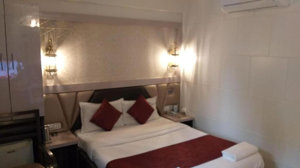 Hotel Sapna Marine Βομβάη Εξωτερικό φωτογραφία